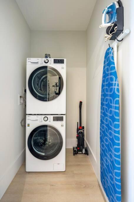 Modern Loft 15 Min From Nyc With View & Pool Apartment