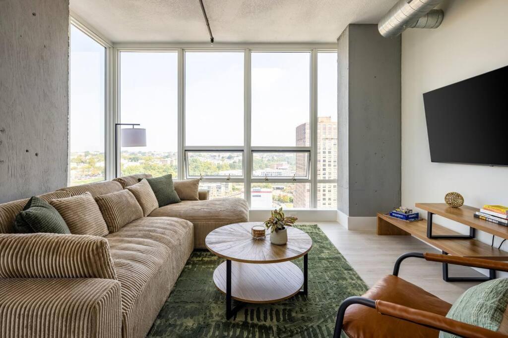 Modern Loft 15 Min From Nyc With View & Pool Jersey City