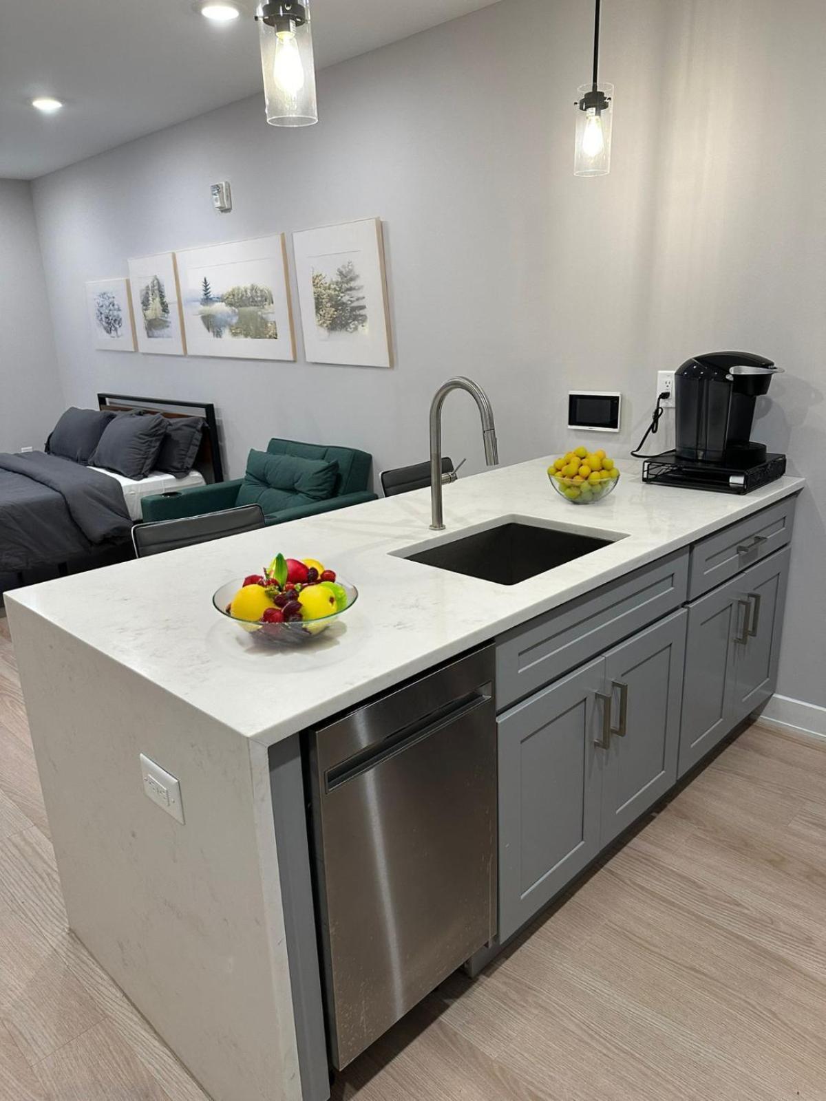 Apartment Luxury For Nyc Visit Jersey 7 Min Walk Nyc Train Station *
