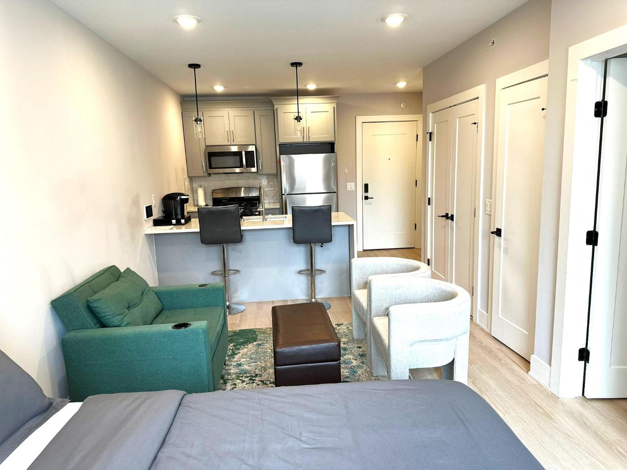 Apartment Luxury For Nyc Visit Jersey 7 Min Walk Nyc Train Station *