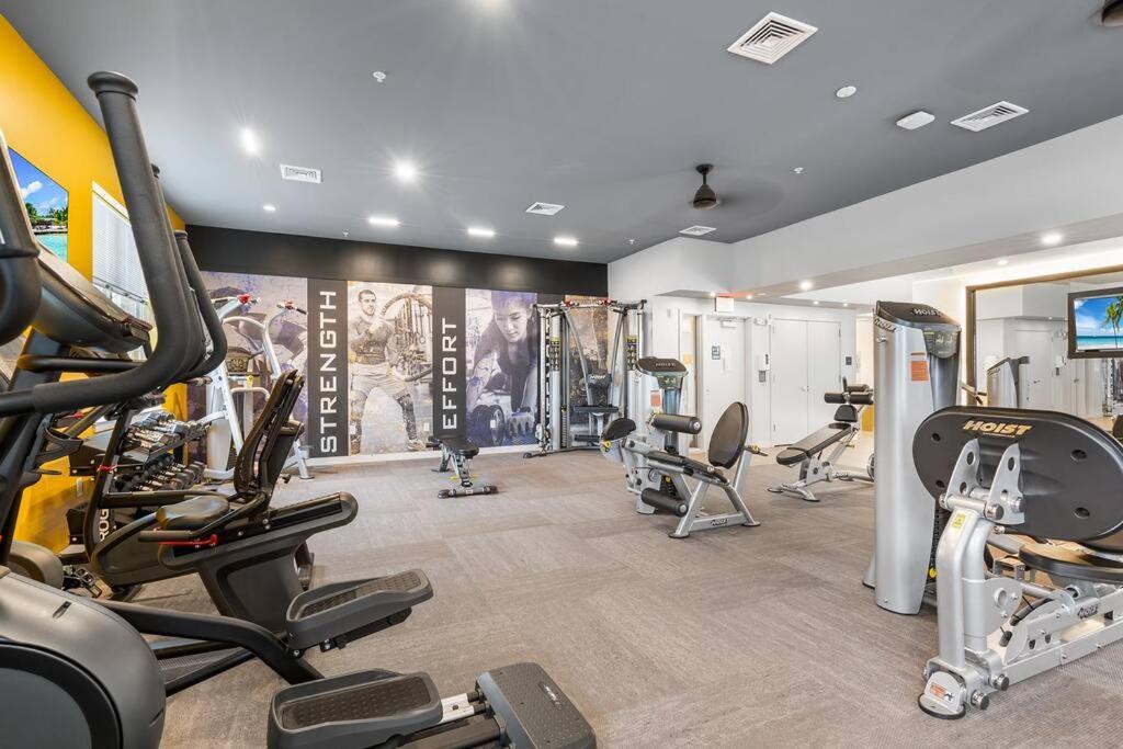 Apartment Luxury Living In Jersey Only Steps Away From Manhattan *