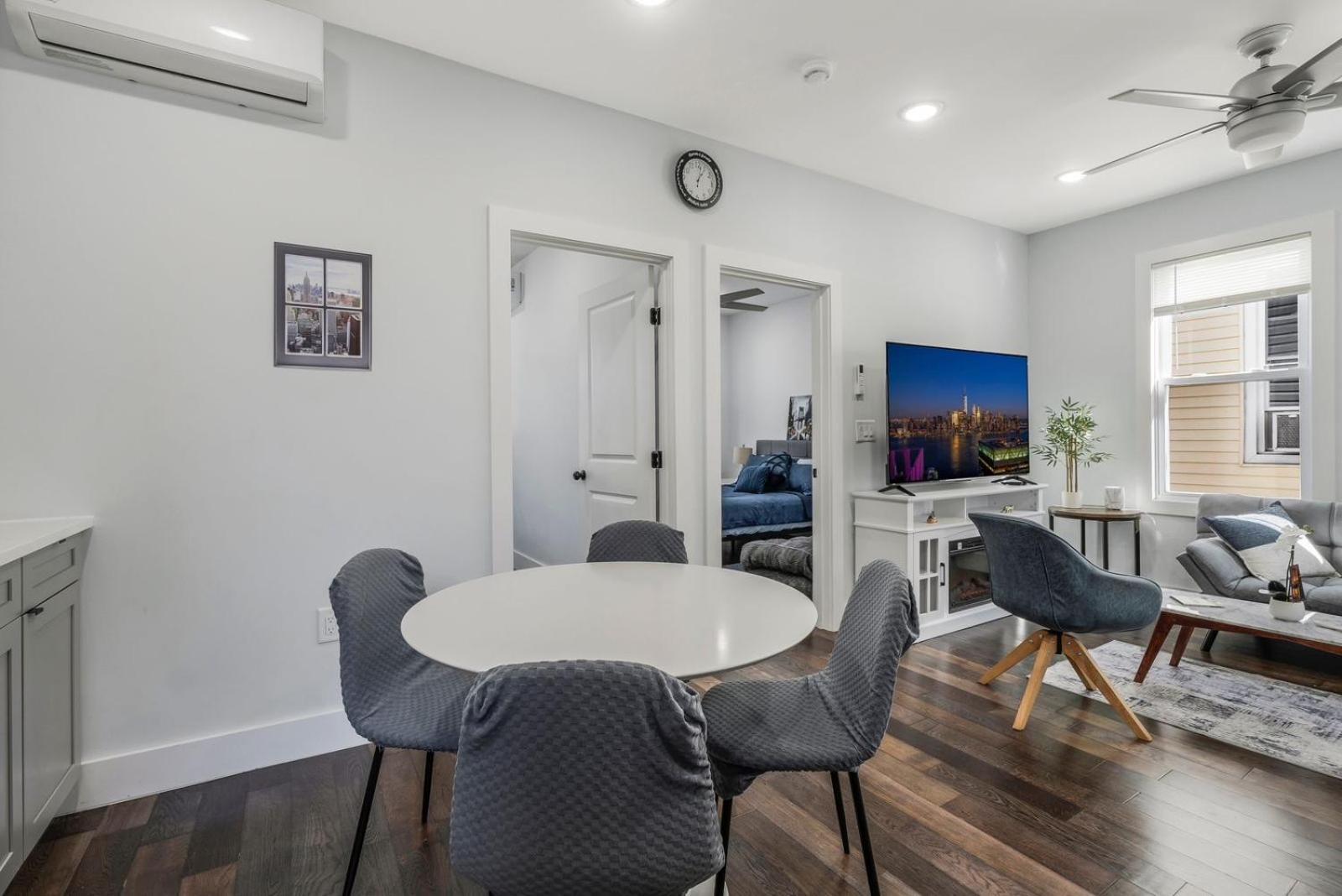 Luxury Oasis Near New York Apartment Jersey City