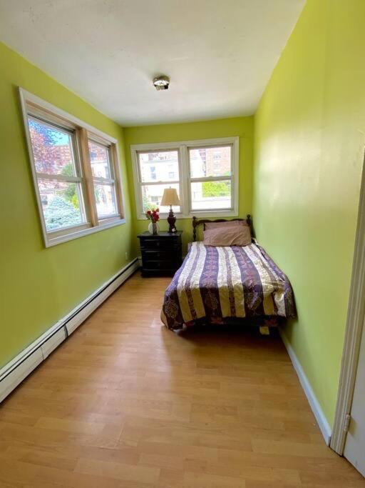 3-bedrooms Journal Square Near Nyc Apartment *