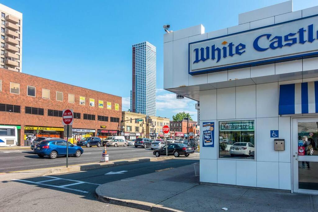 3-bedrooms Journal Square Near Nyc Apartment Jersey City