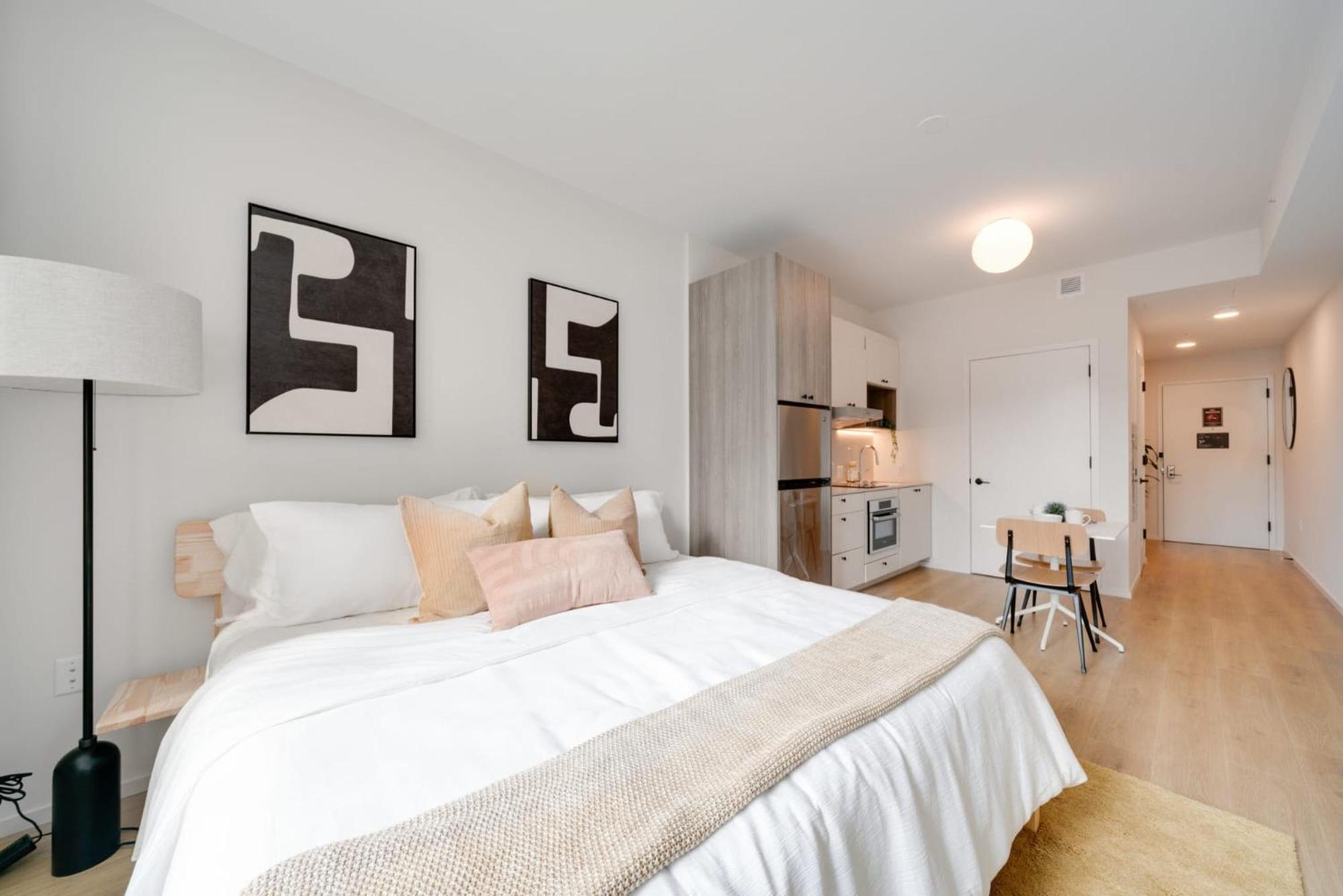 Apartment Ideal And Comfortable Living At One Grove In Jersey *