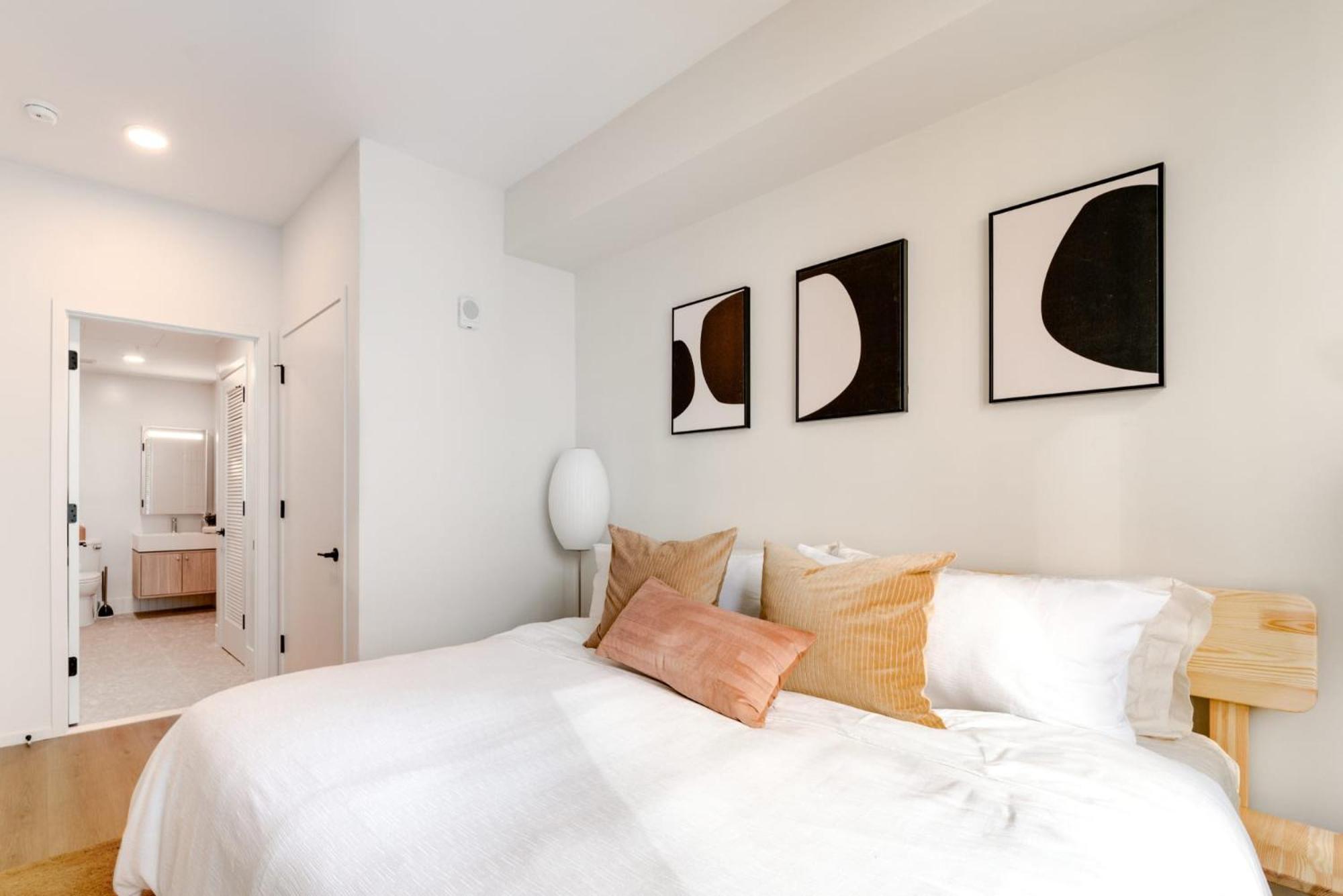 Ideal And Comfortable Living At One Grove In Jersey Apartment Jersey City
