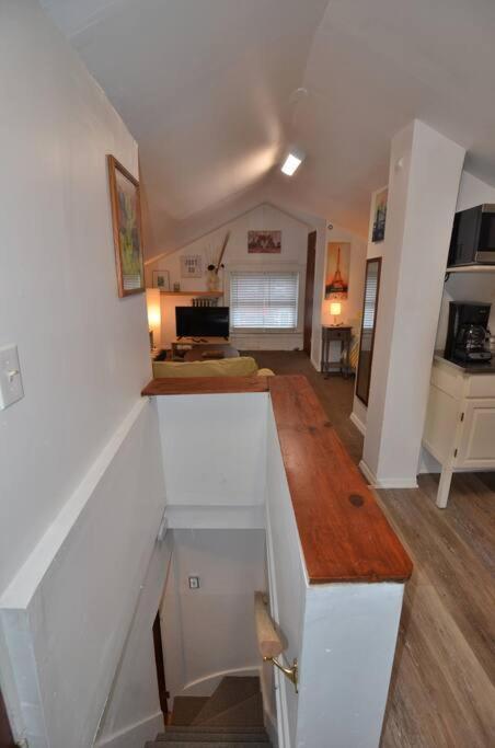 Cozy Alcove W Outdoor Deck W Nyc Views Apartment *