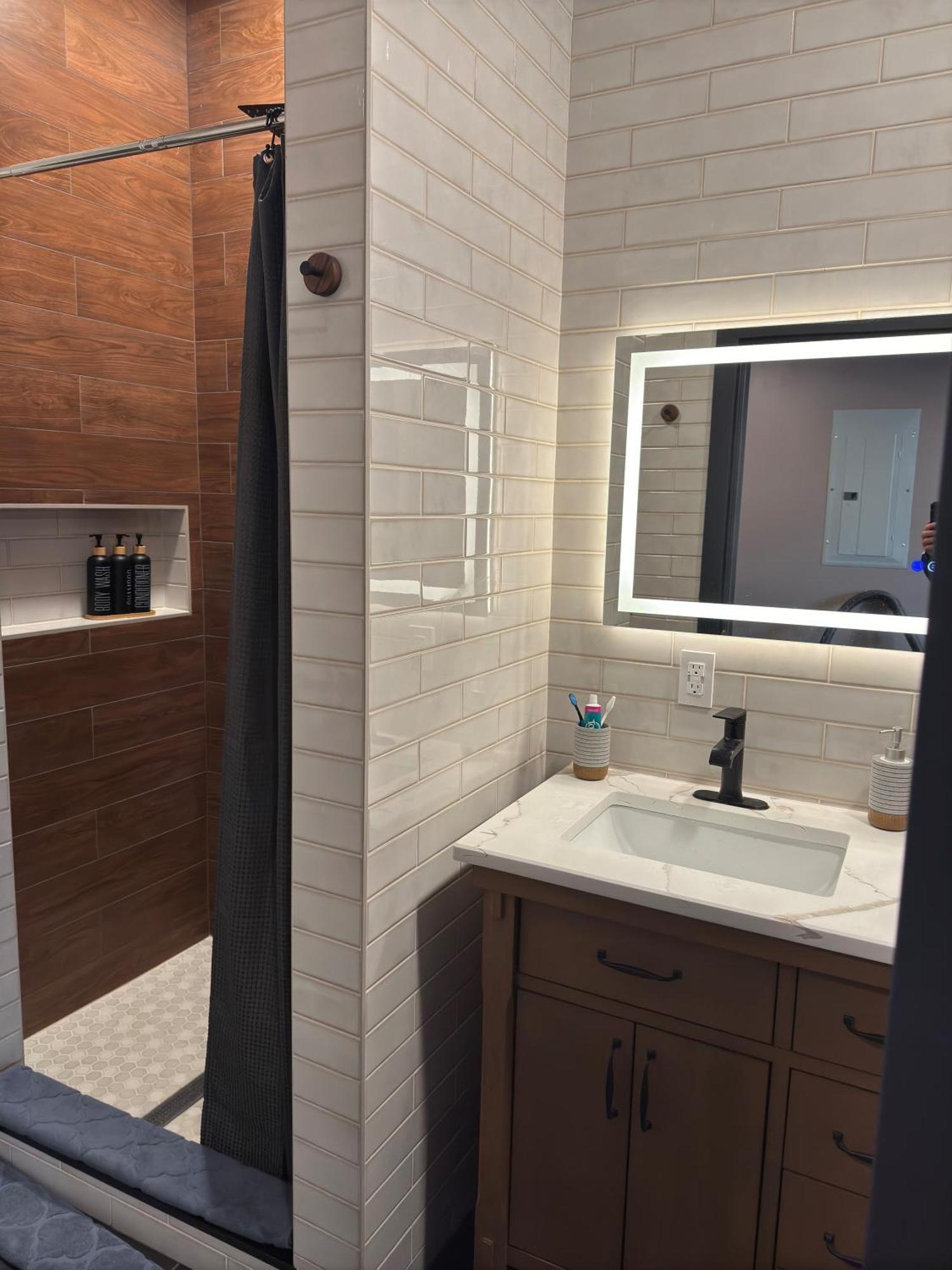 Apartment New Modern Private Entrance 2 Bd Minutes To Nyc *