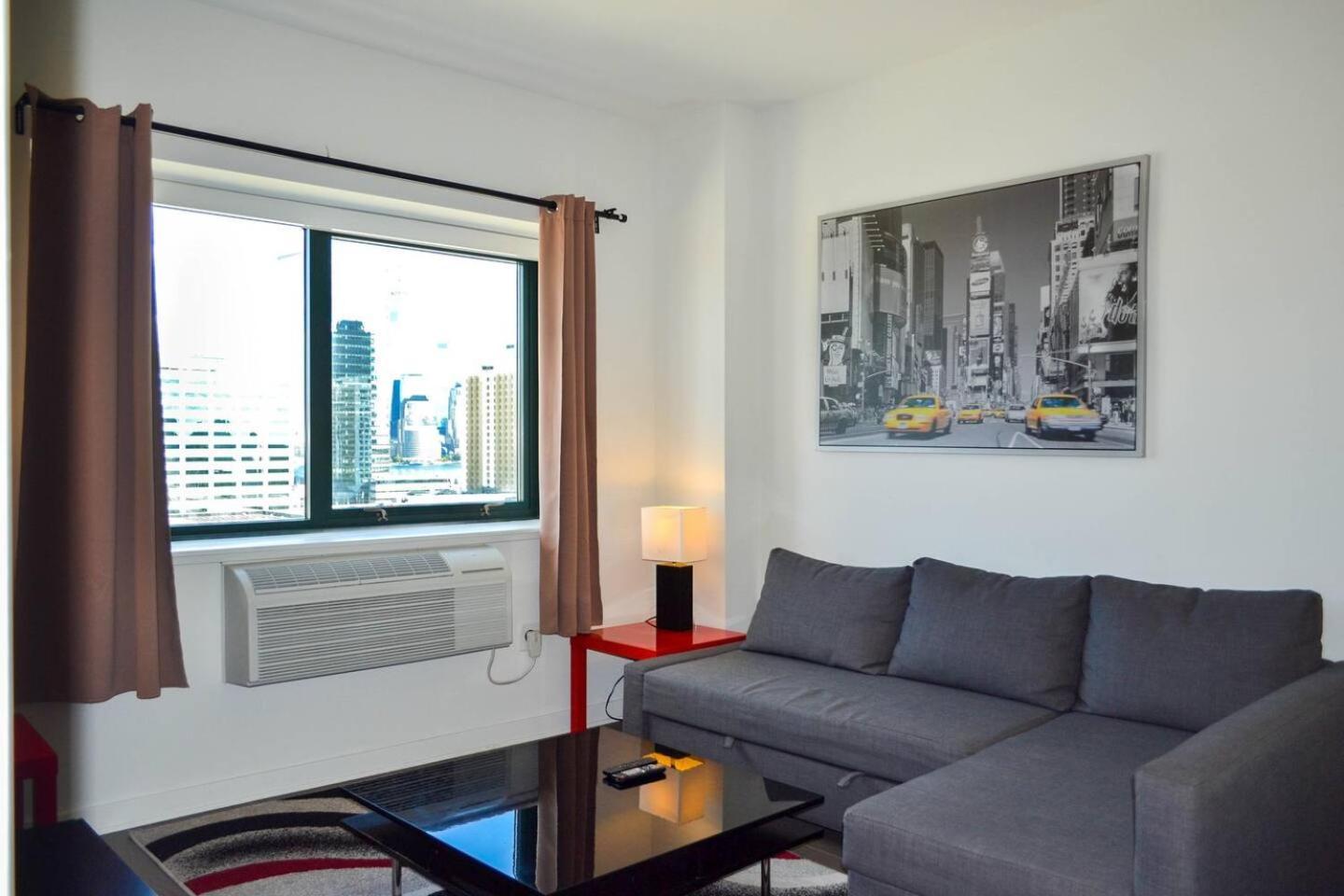 Very Posh 1 Bed -city Views, Walk To Subway And Ferry, 15 Minutes To Manhattan, Min 30 Days