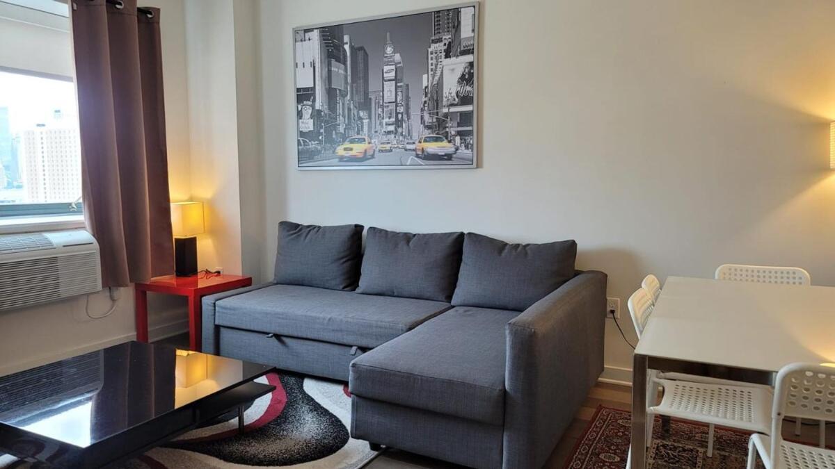 Very Posh 1 Bed -city Views, Walk To Subway And Ferry, 15 Minutes To Manhattan, Min 30 Days Apartment *