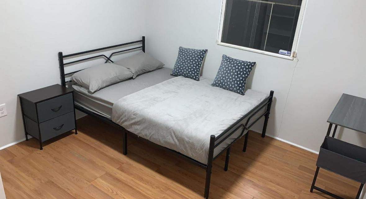 Comfy With Skyline Front View Mins Away From Nyc * Jersey City