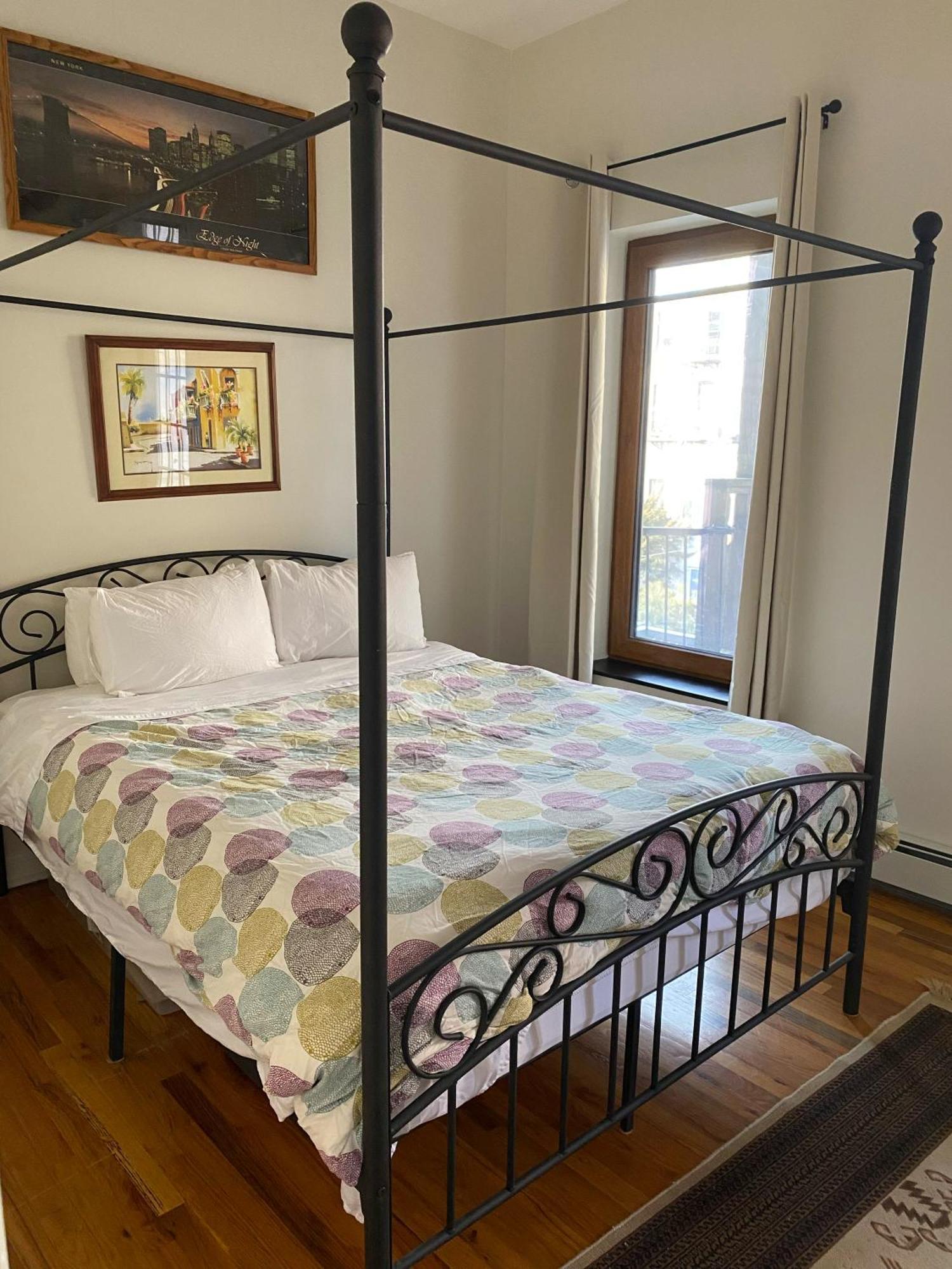 Historic 1869 Brownstone 15 Min To Nyc Downtown Jersey City