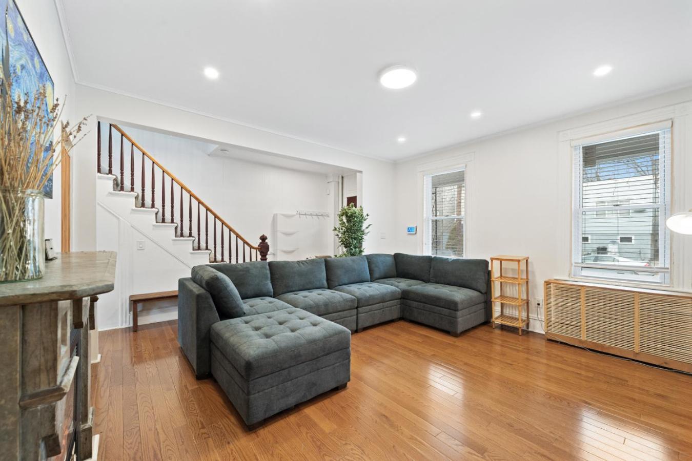 Nama Spacious Family Retreat Near Nyc Holiday home