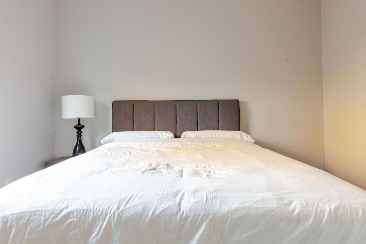 Bright & Cozy Jersey Retreat Jersey City