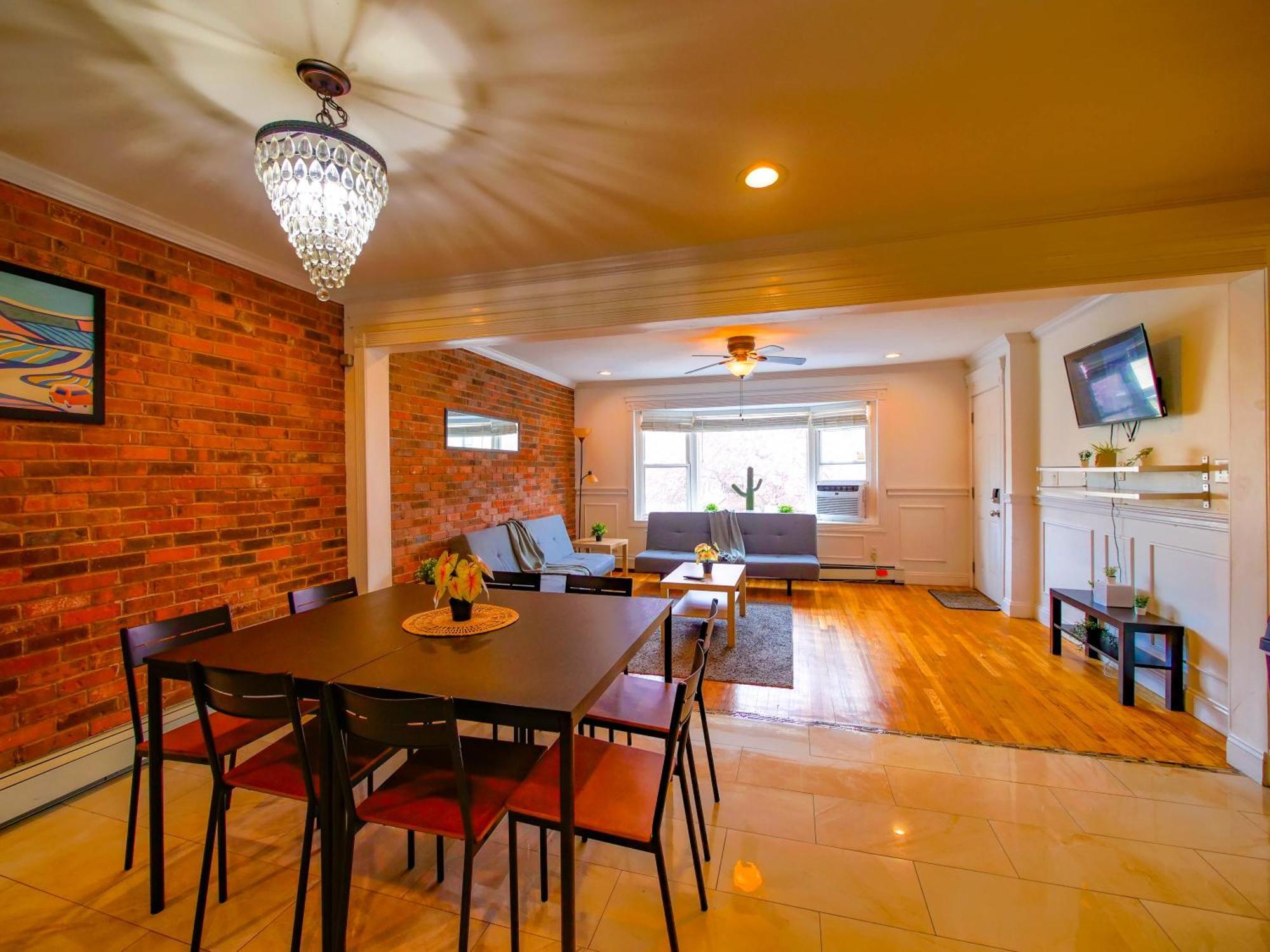 Stylish 3 Bed, Minutes To Nyc! Apartment *