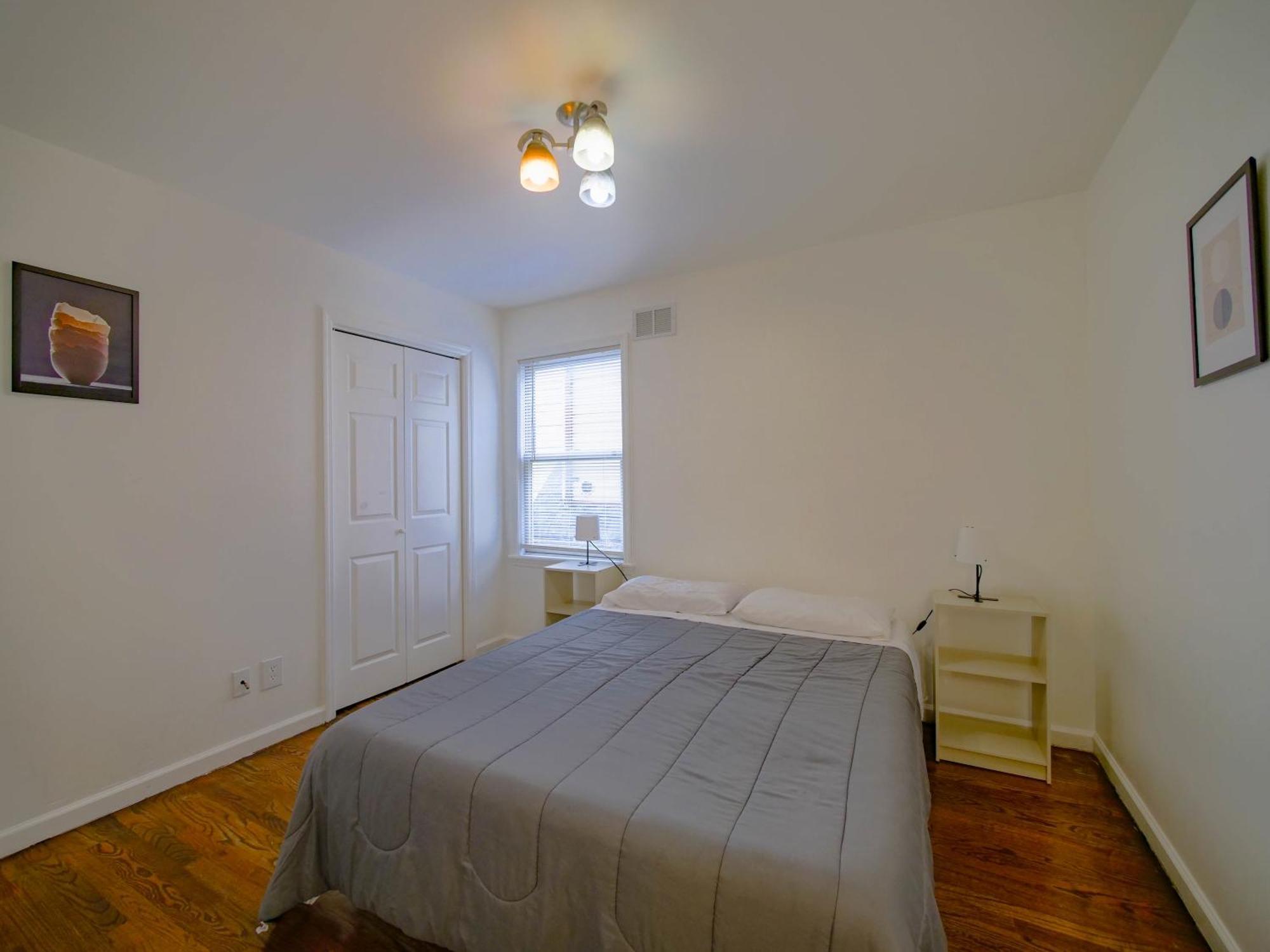 Cozy 3 - Bed Apartment, Minutes From Nyc! Apartment *