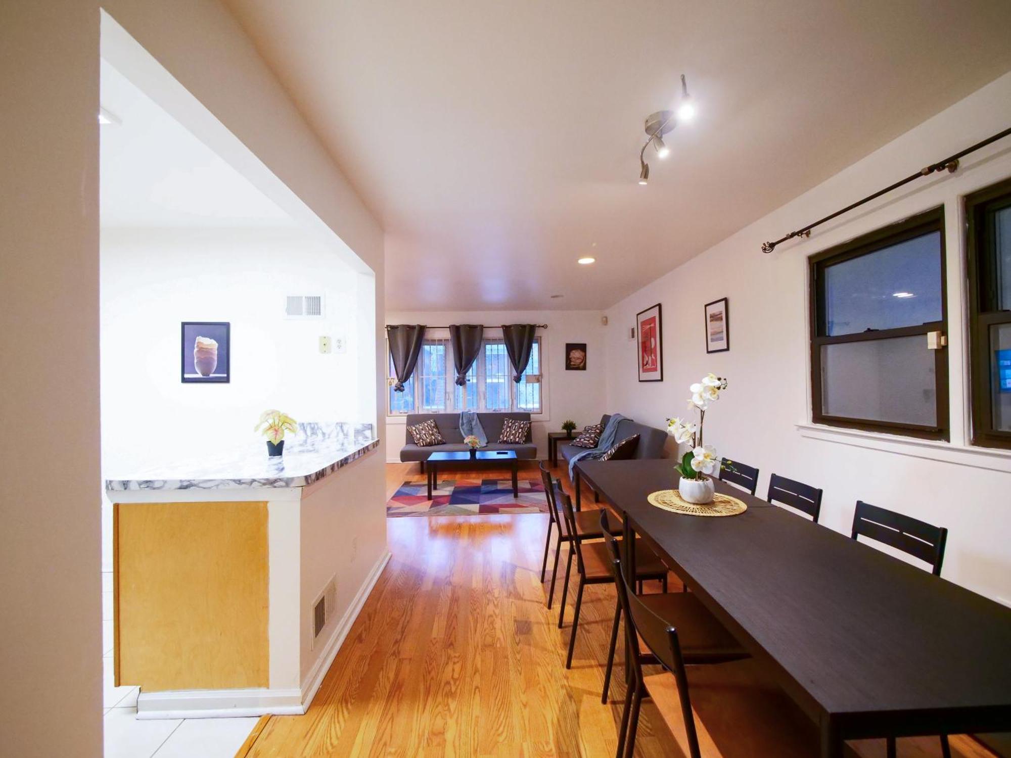 Ample 3br And 1bath Close To Nyc Apartment *