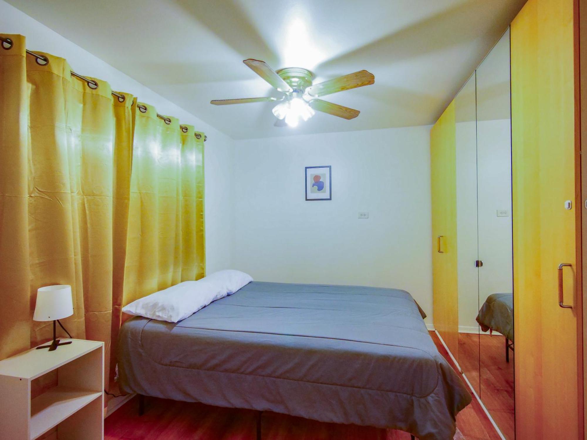 Ample 3br And 1bath Close To Nyc Apartment