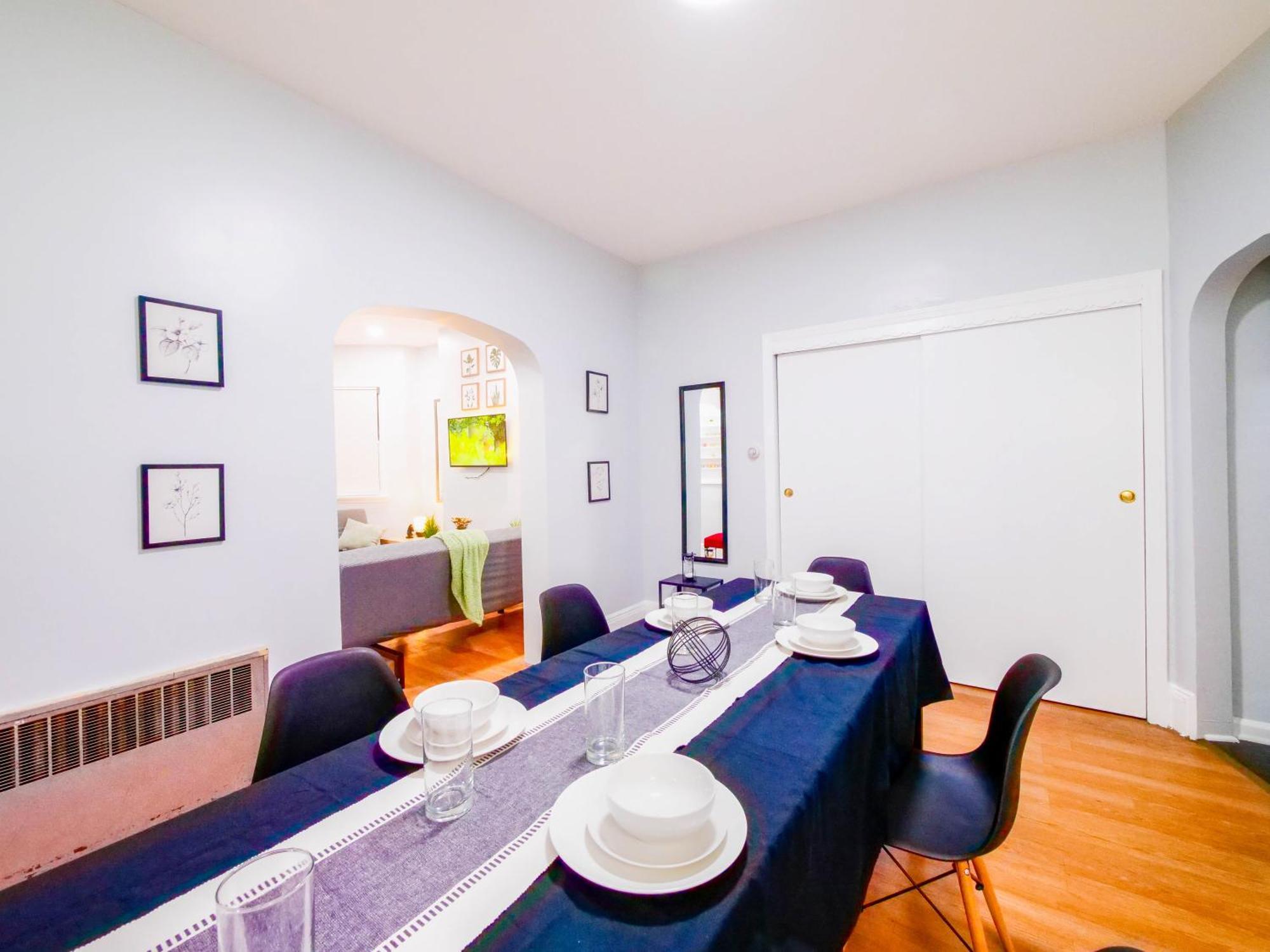 Vibrant Retreat - Two Bedroom Near Nyc Jersey City