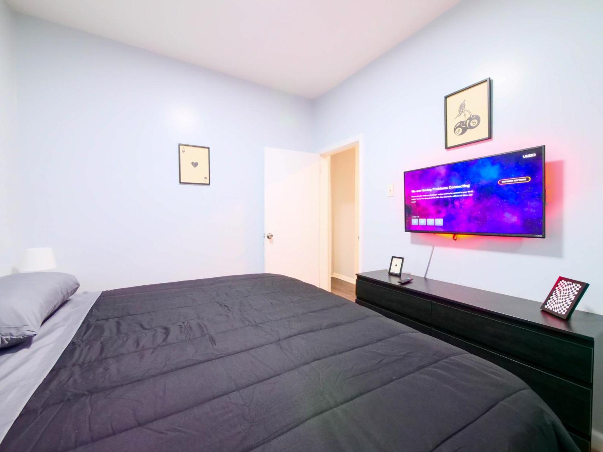 Vibrant Retreat - Two Bedroom Near Nyc Jersey City