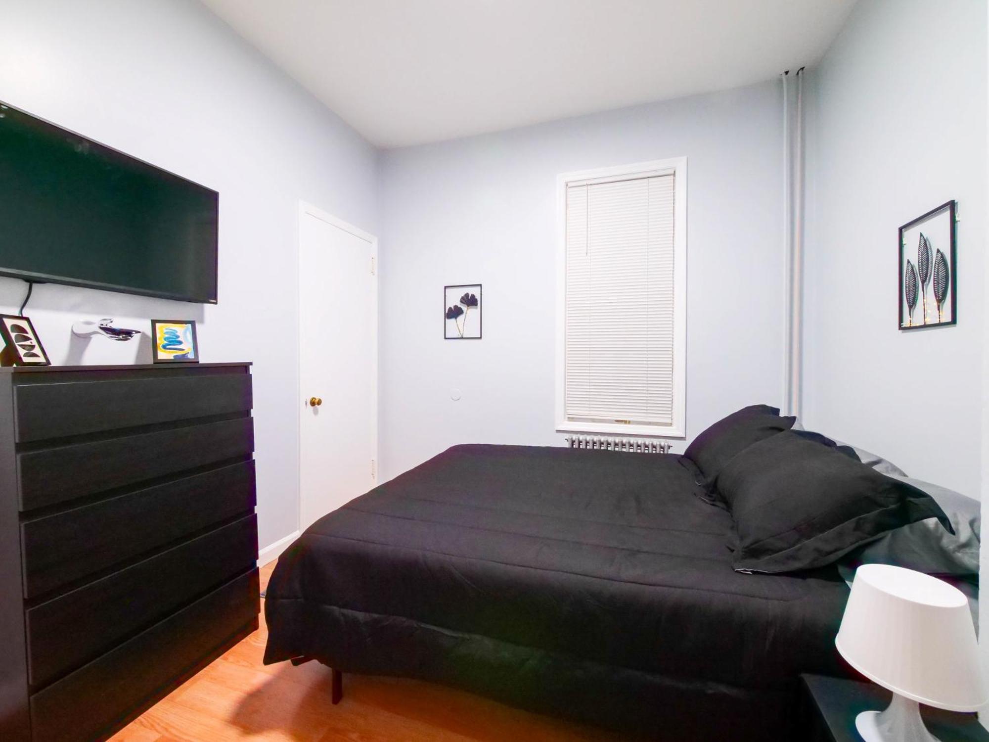 Apartment Vibrant Retreat - Two Bedroom Near Nyc Jersey City