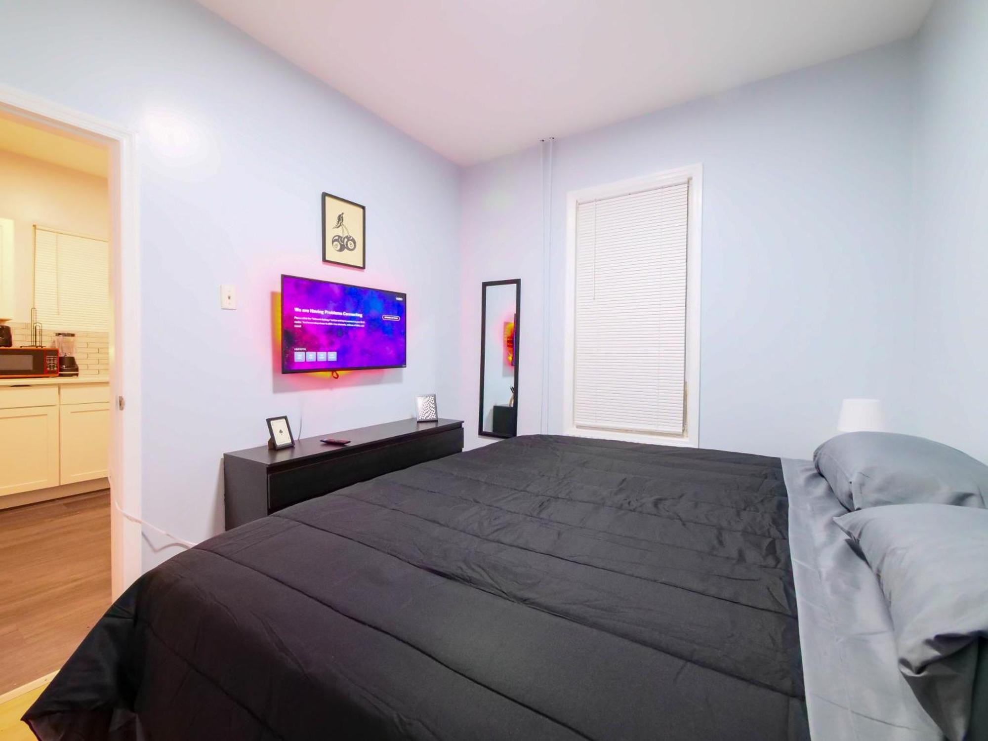 Nyc Views & Comfort - Modern 2-bedroom Apartment *