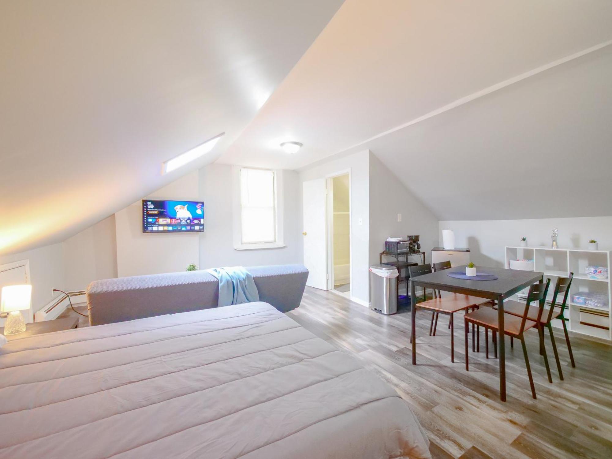 Cozy Jersey Near Nyc Free Wi-fi & Great Location Apartment