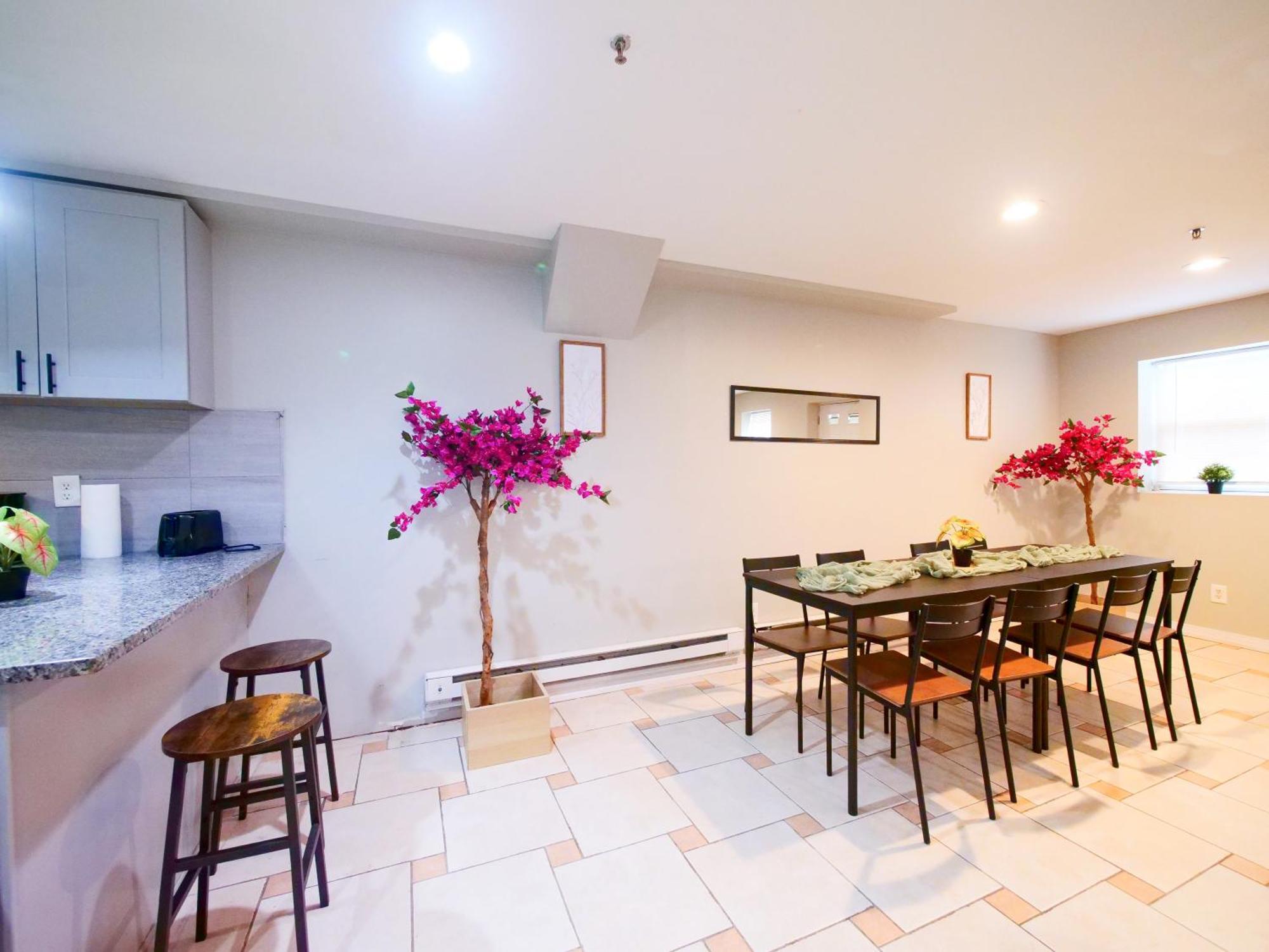 Apartment Spacious 2br In Jersey - Easy Nyc Access *
