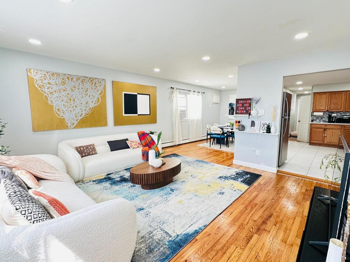 The Loft At Hudson With Parking *