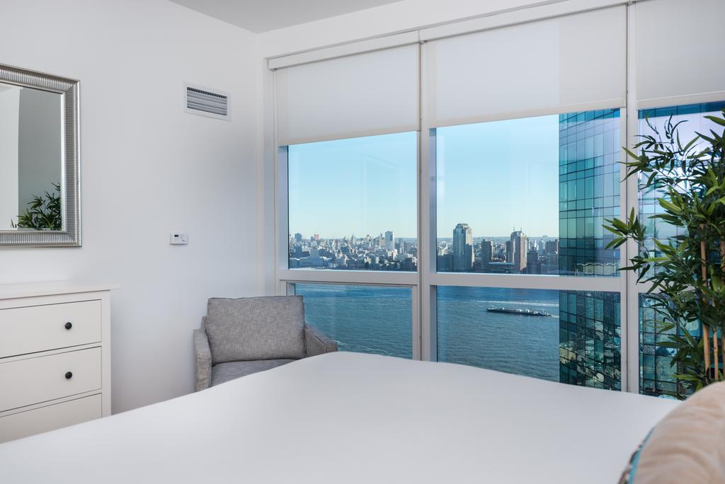 Dharma Suites Jc At Paulus Hook *