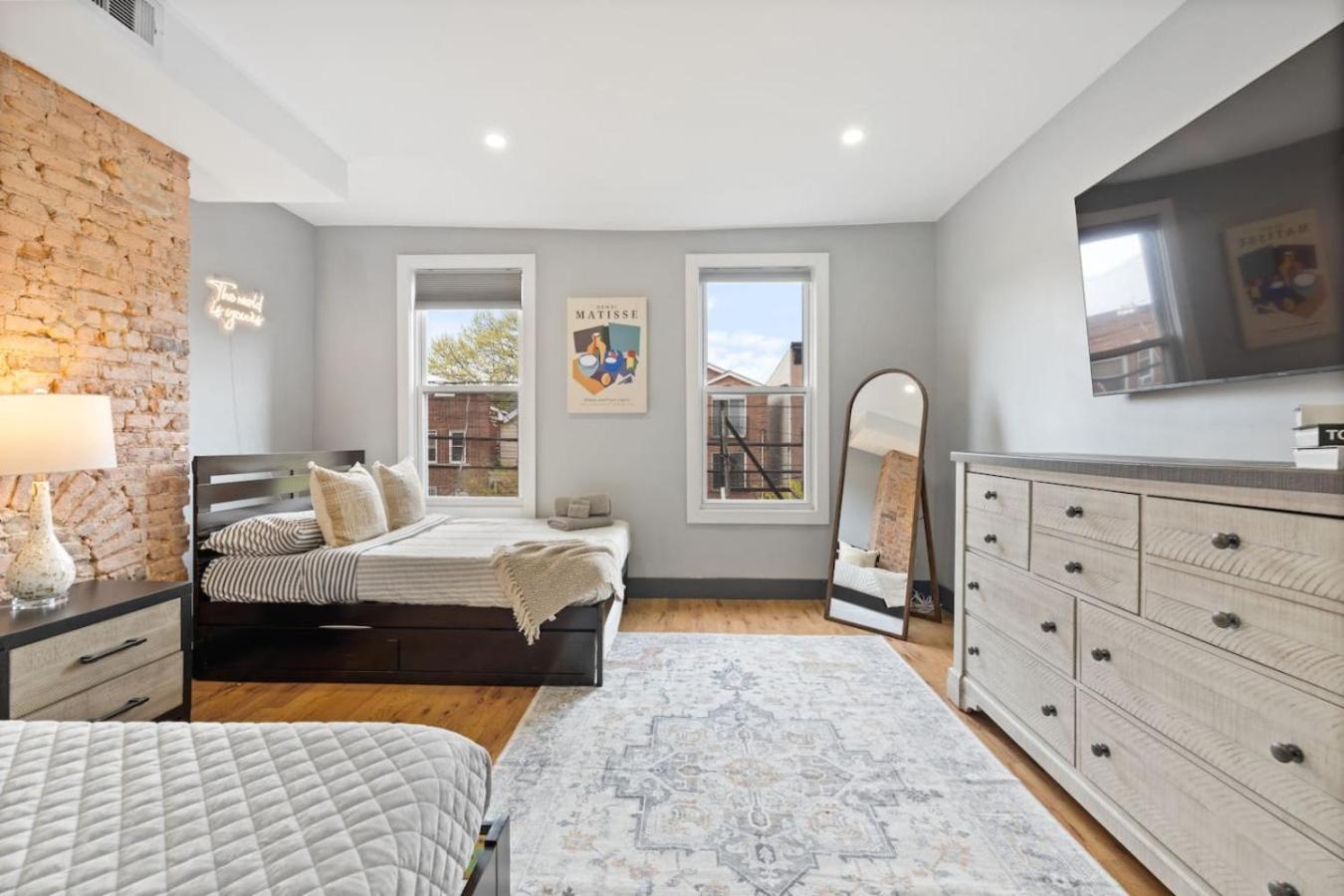 Luxury And Chic 2Br 2Ba Apt Mins To Nyc And Hoboken *