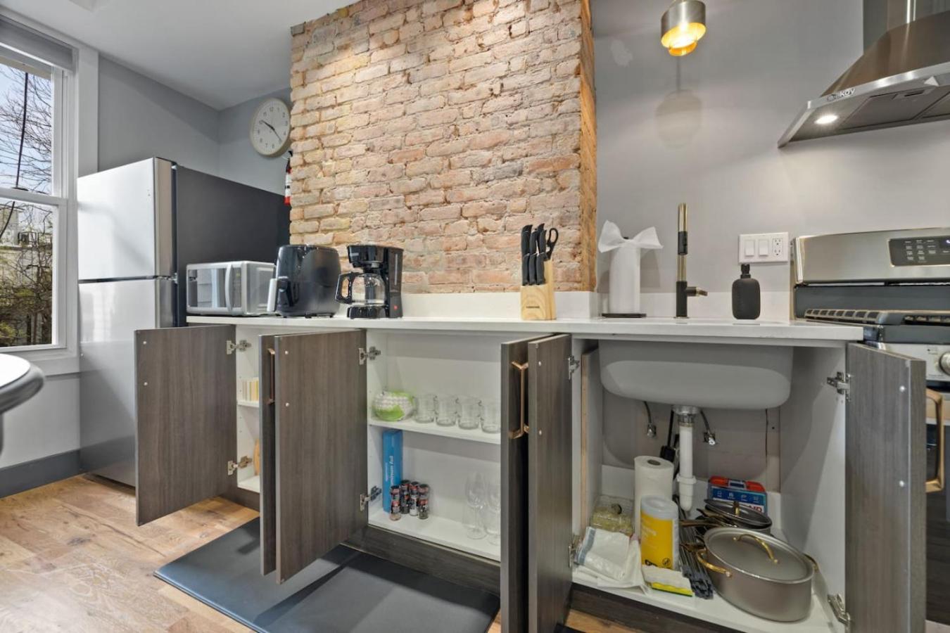 Luxury And Chic 2Br 2Ba Apt Mins To Nyc And Hoboken *
