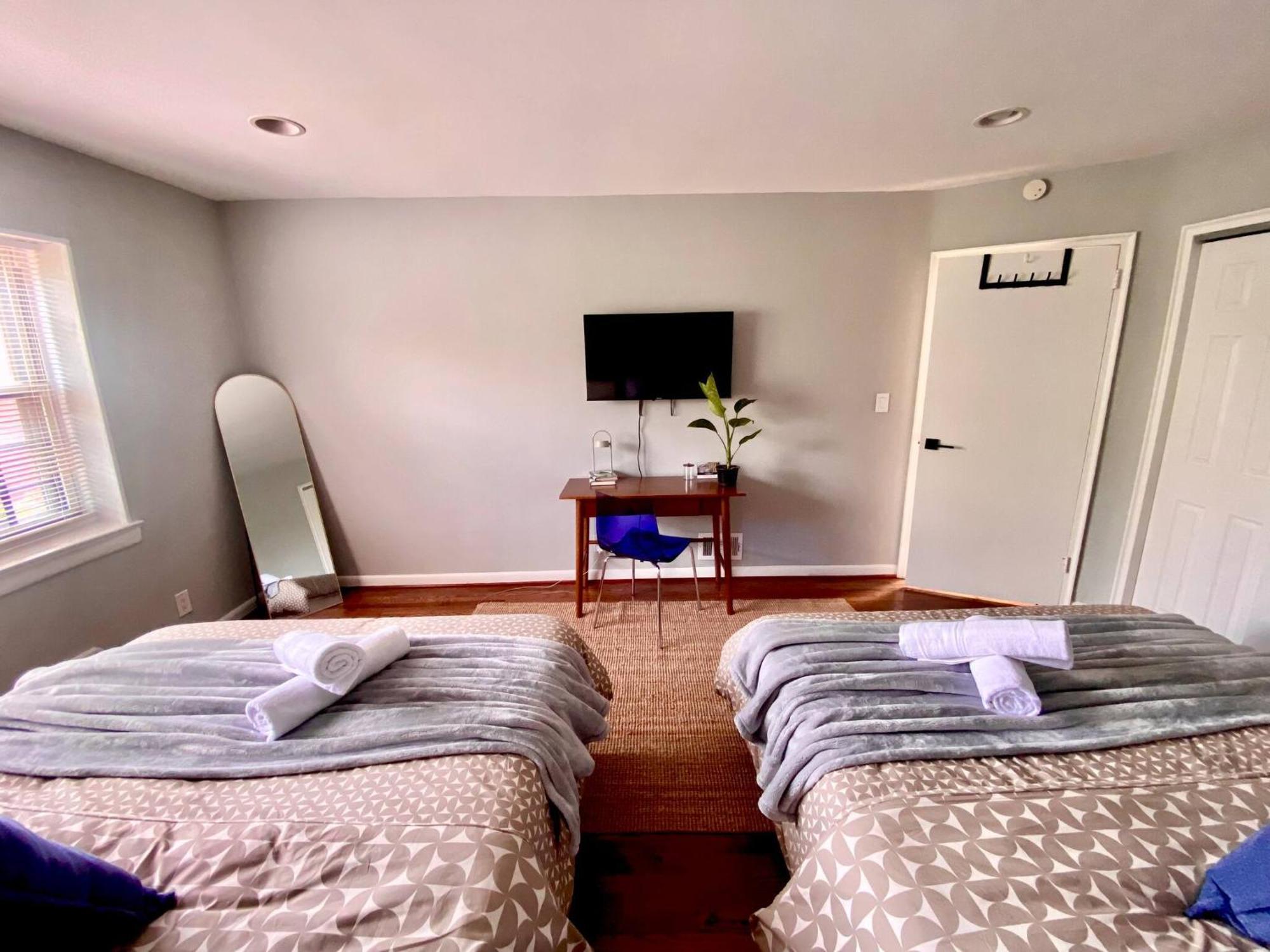 Apartment Easy Path&bus Access- Nyc Designer & Terrace *