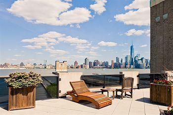 Apartment Sky At Waterfront North