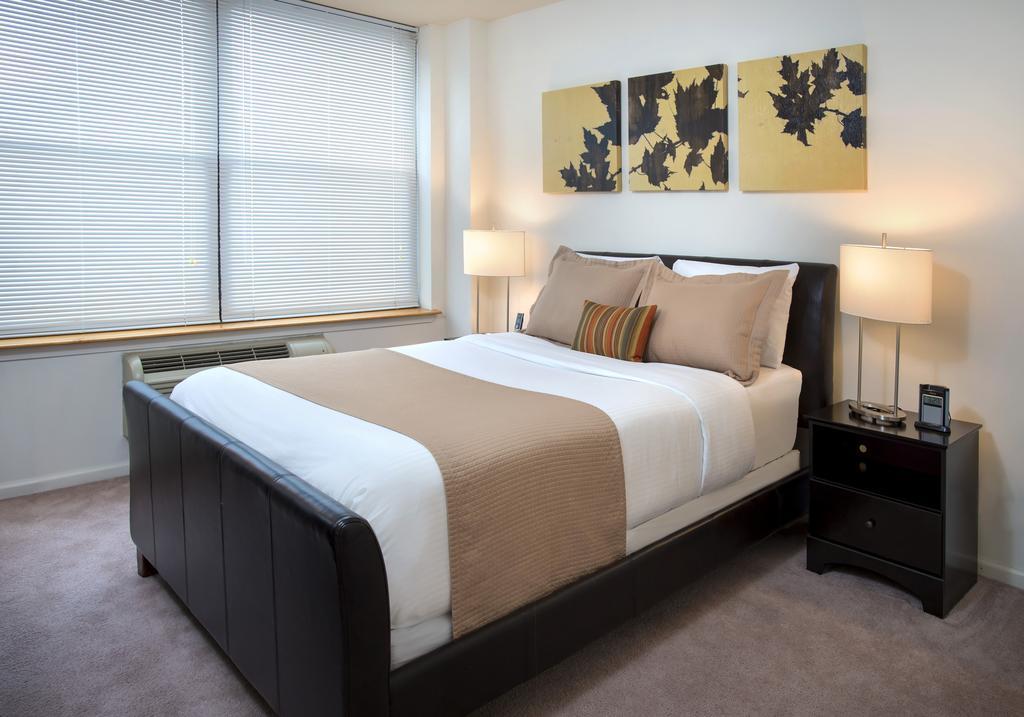 Apartment Grove Pointe - A Premier Furnished Apartment
