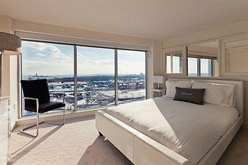 Hotel Sky City At 30 Regent Jersey City