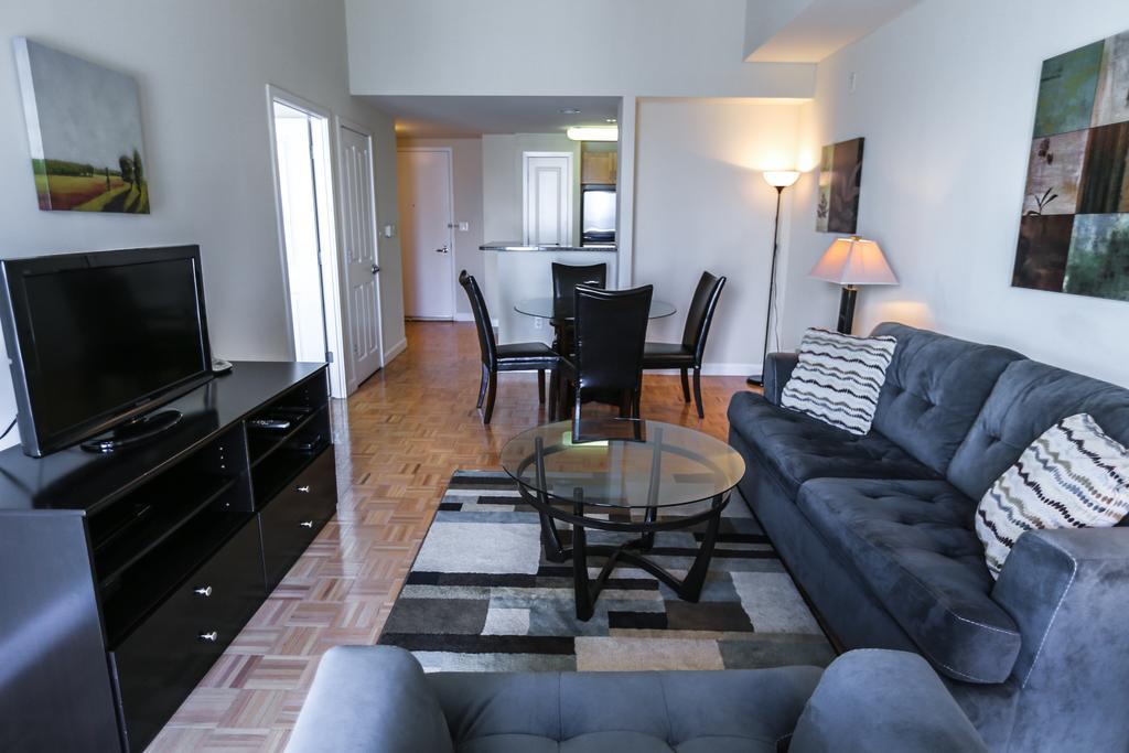 Apartment Jersey Waterfront At The Pier - A Premier Furnished Jersey City