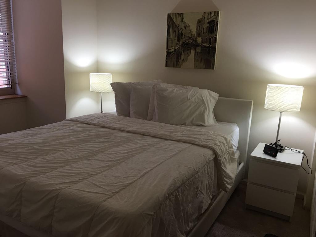 Apartment Marbella Suites At Newport Jersey City