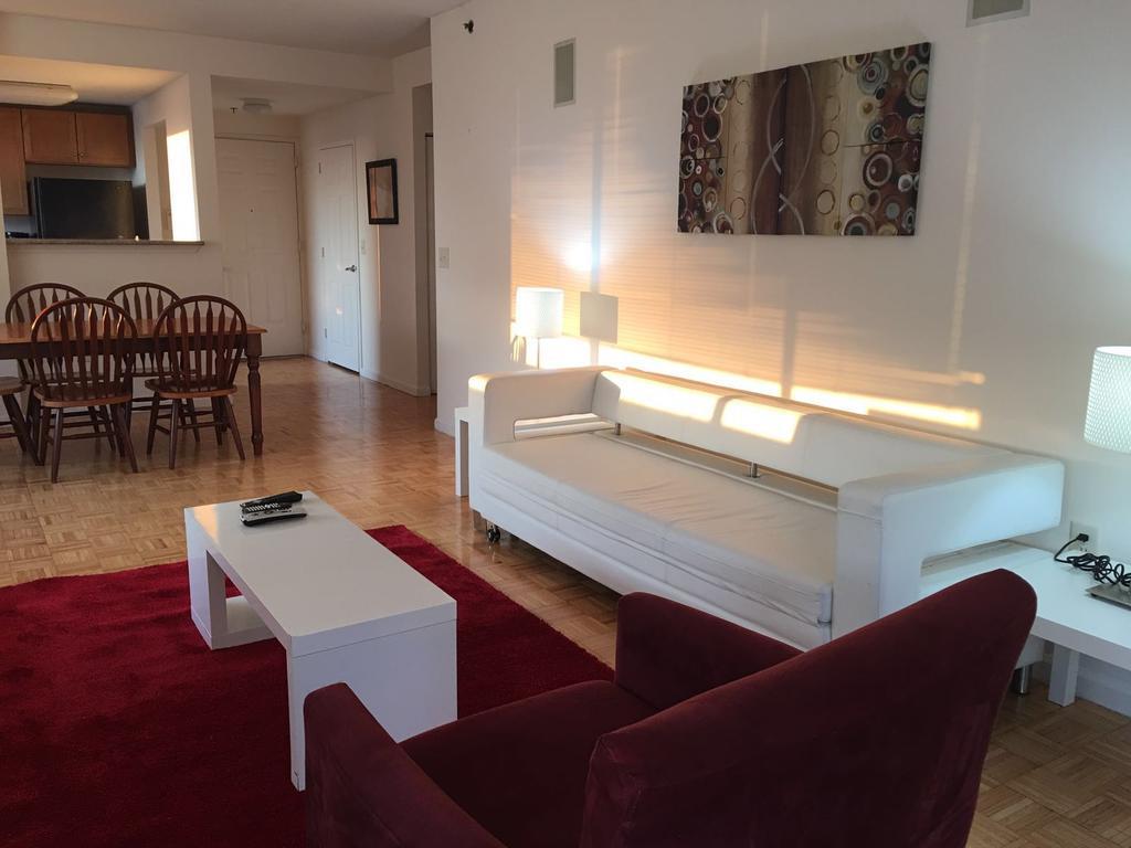 Marbella Suites At Newport Jersey City