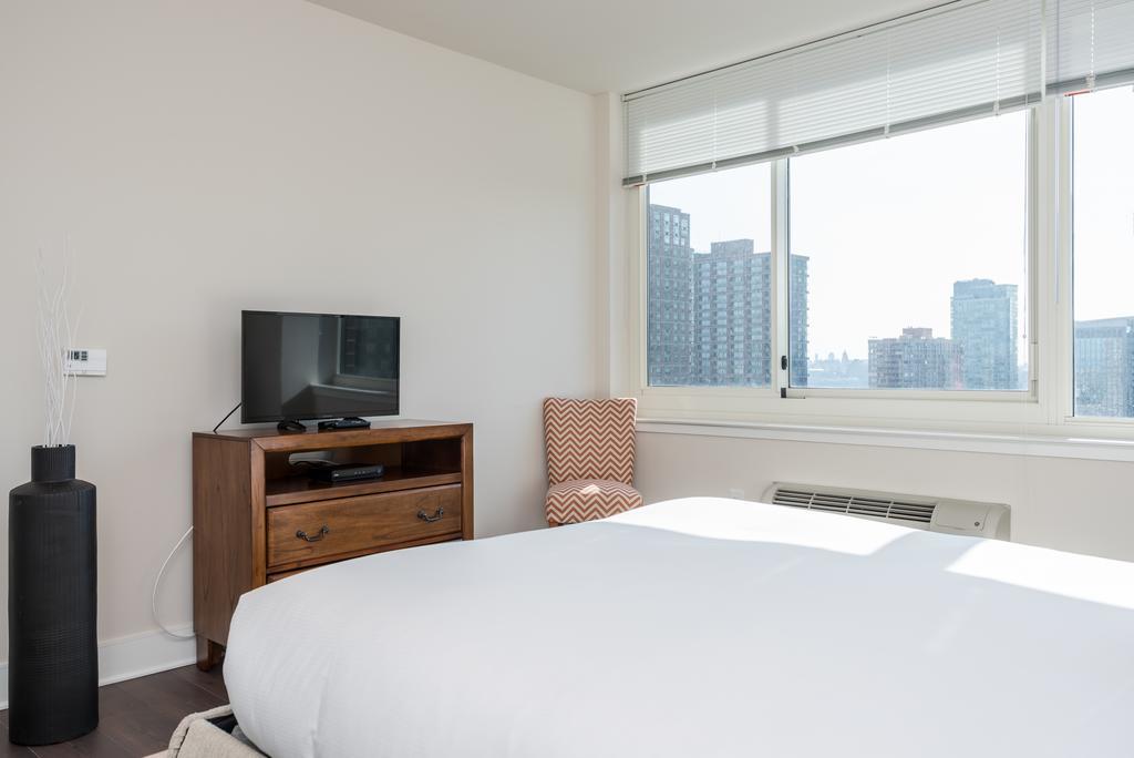Apartment Dharma Home Suites Jc At Grove Station II