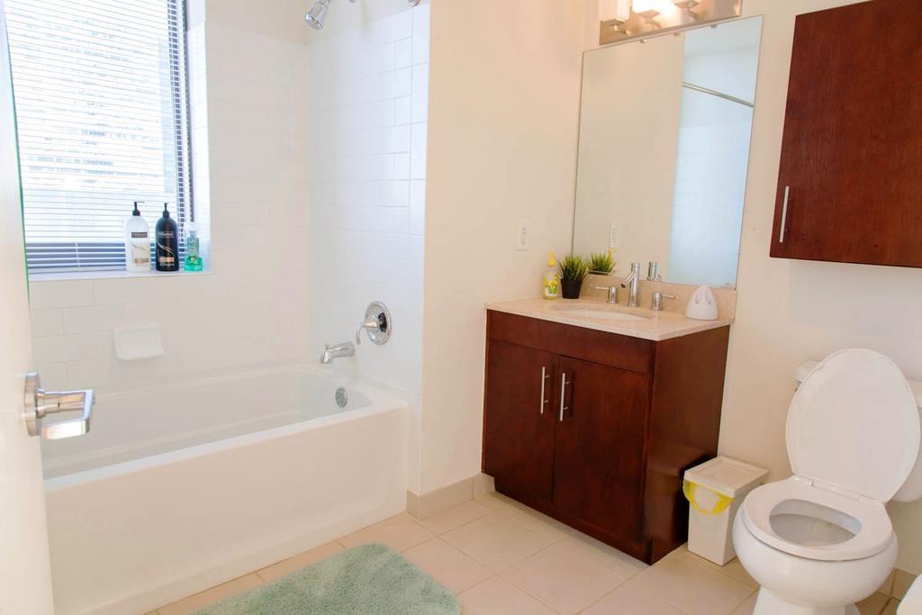 Newport Apartment *