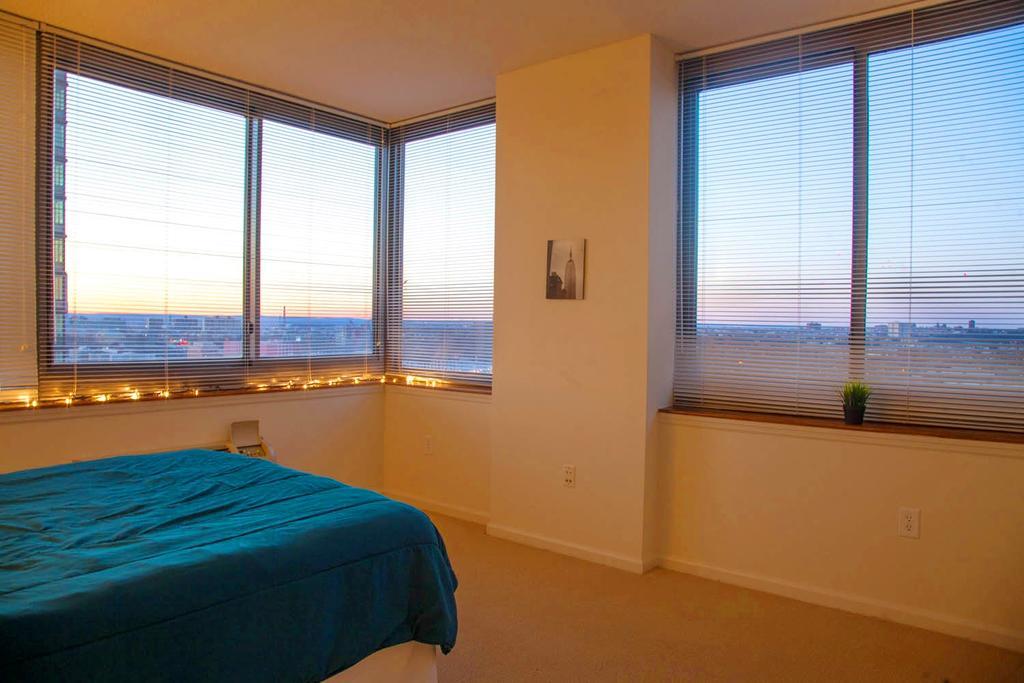 Newport Apartment *