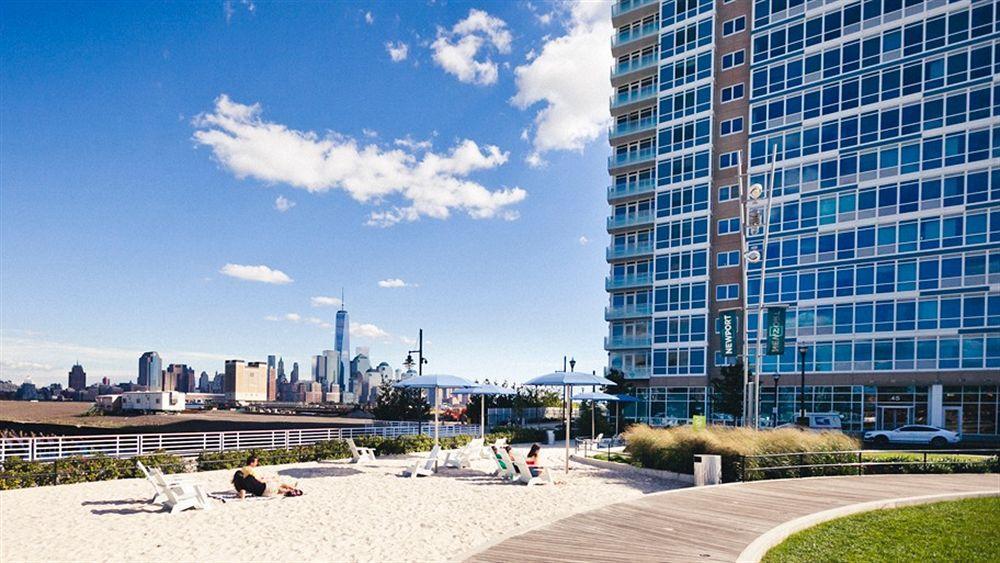 Sky City At Riverfront North Apartment