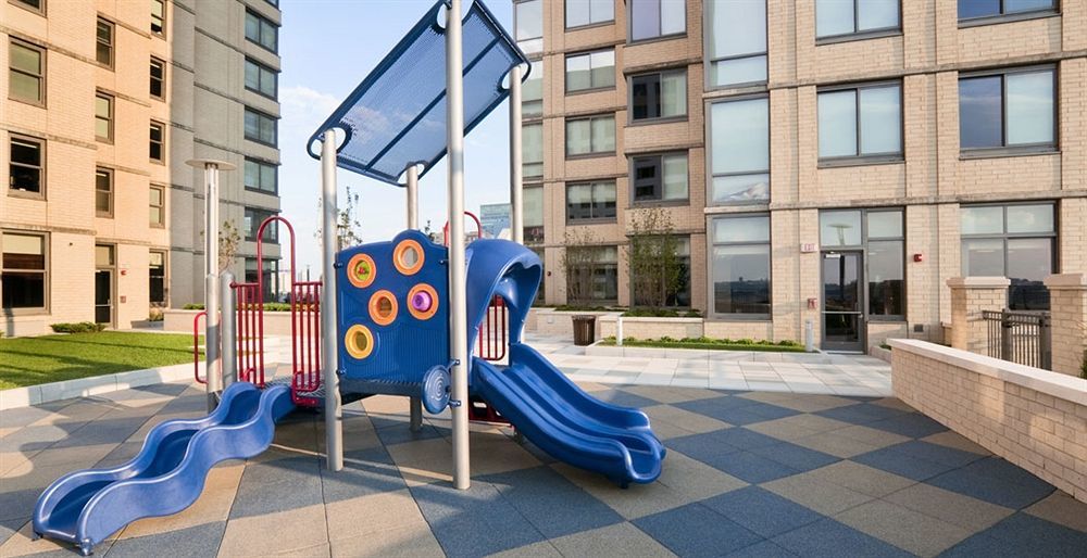 Luxy Washington * Jersey City