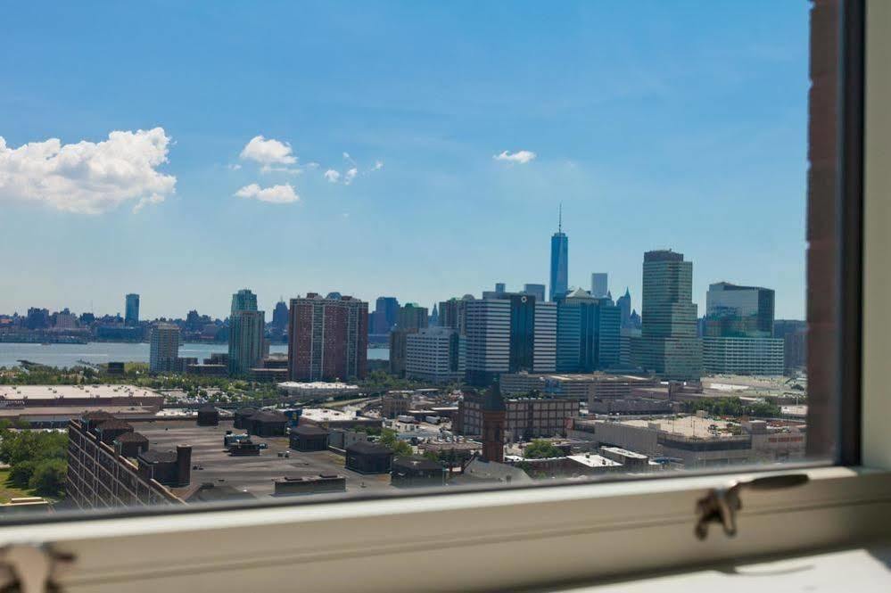 Sky At Soho West