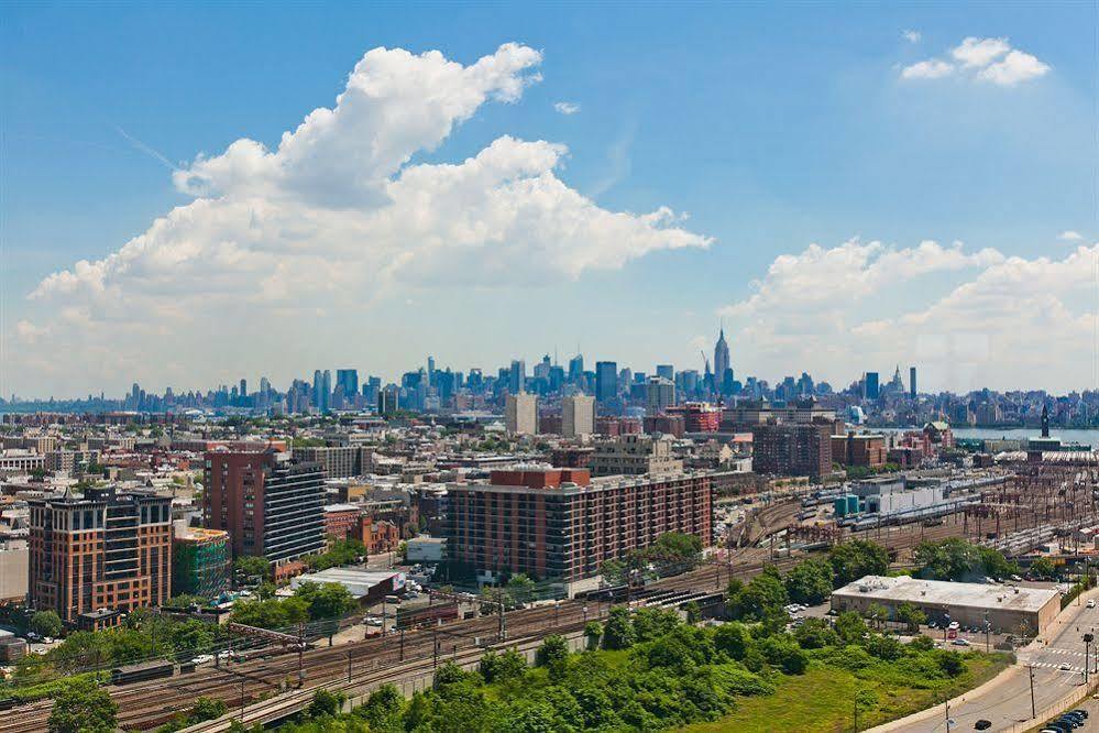 Apartment Sky At Soho West