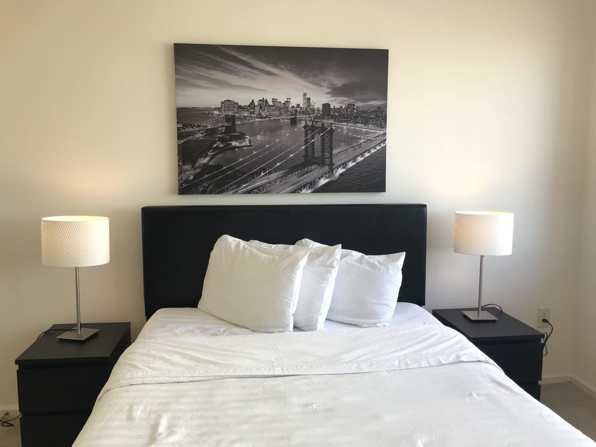 Marbella Suites At Newport Jersey City