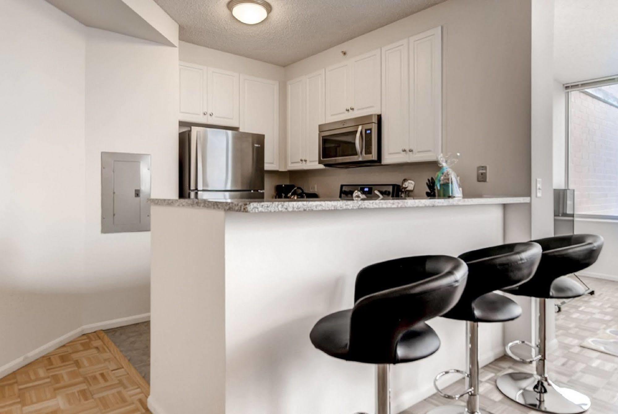 Hotel Global Luxury At Exchange Jersey City