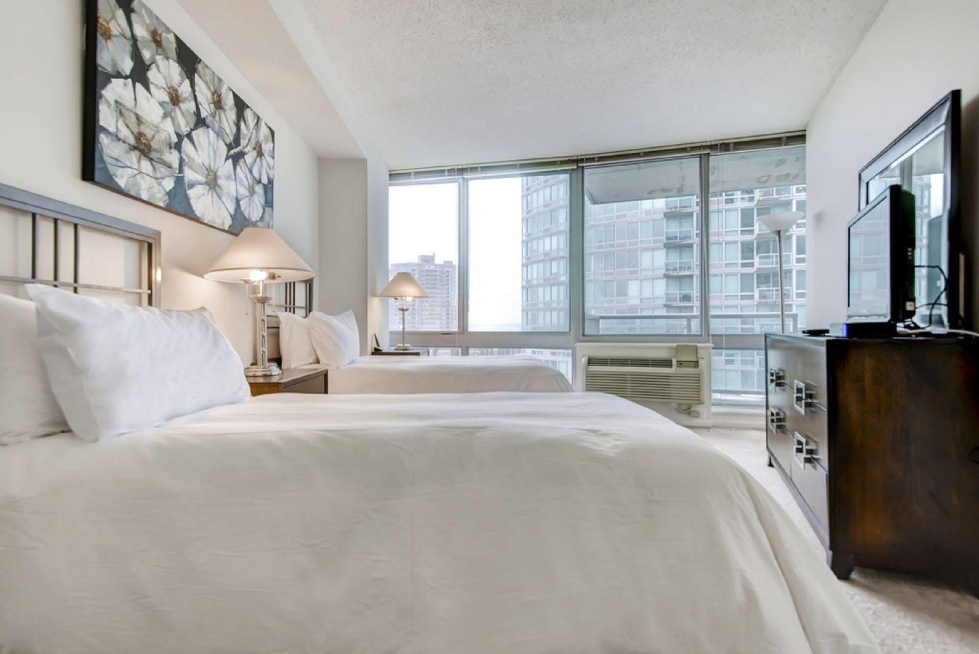 Hotel Global Luxury At Exchange 3*