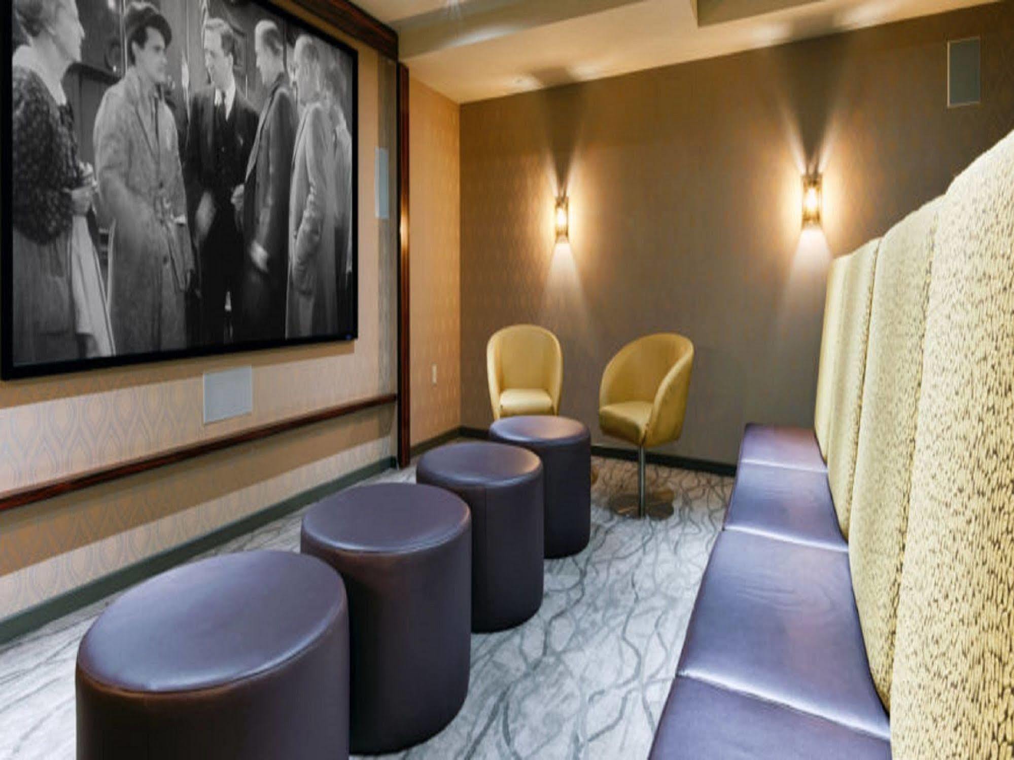 Global Luxury At Exchange Hotel